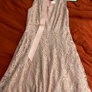 An elegant pink dress.